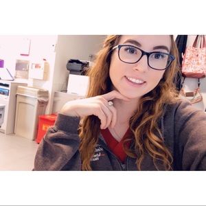 Meet your Posher, Amber